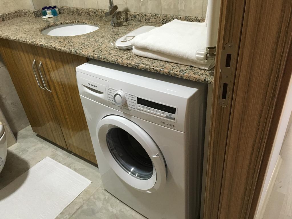 Central Vip Apartments Трабзон Екстериор снимка