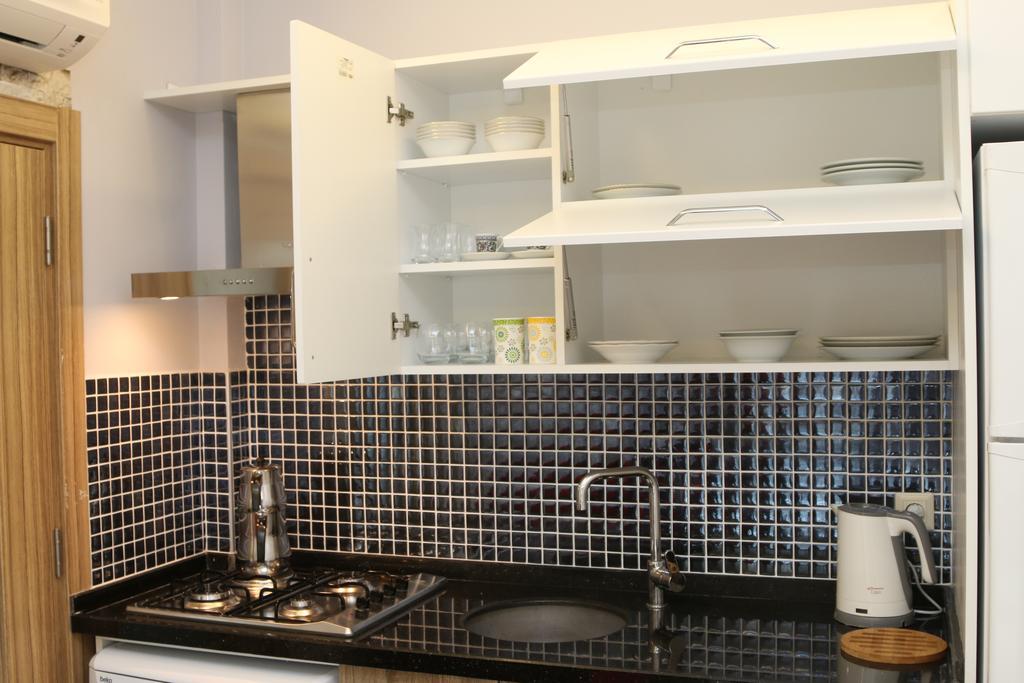 Central Vip Apartments Трабзон Стая снимка
