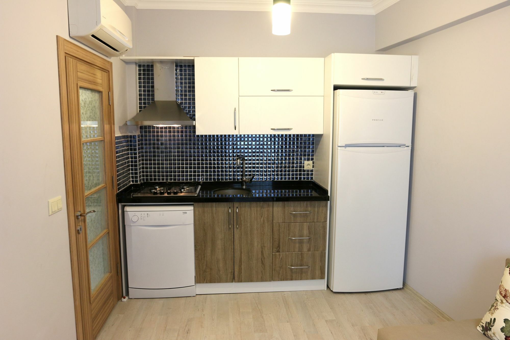 Central Vip Apartments Трабзон Екстериор снимка